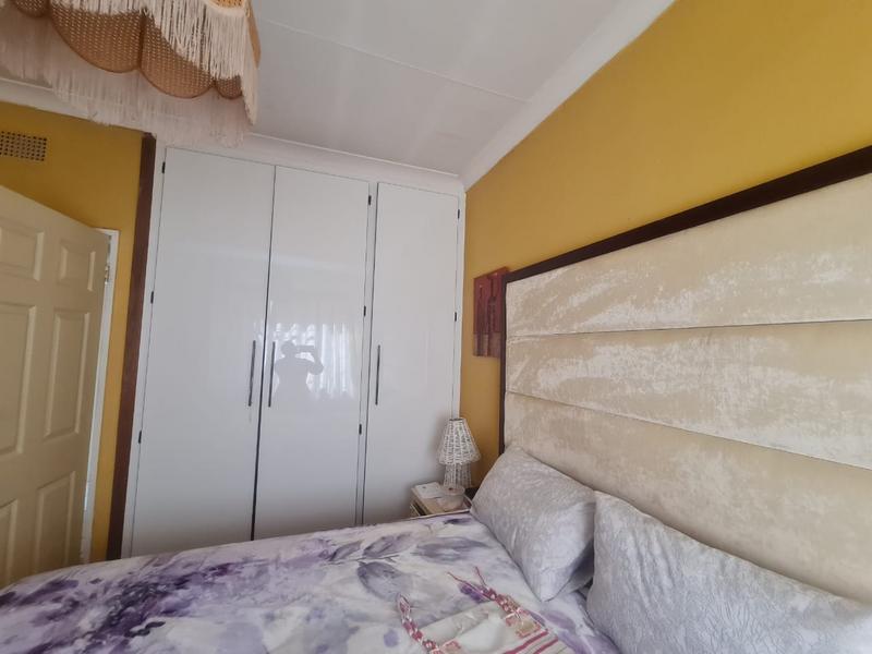 5 Bedroom Property for Sale in Uitsig Free State